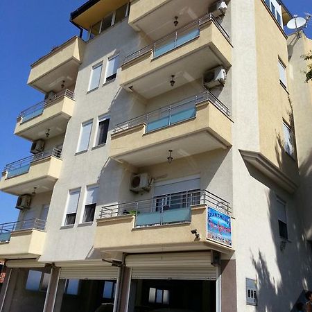 Apartments In Amor Улцин Екстериор снимка